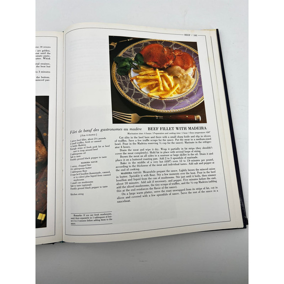 French Family Cooking Francoise Bernard 1986 First Print Hard Cover/Dust Jacket - Picture 9 of 16